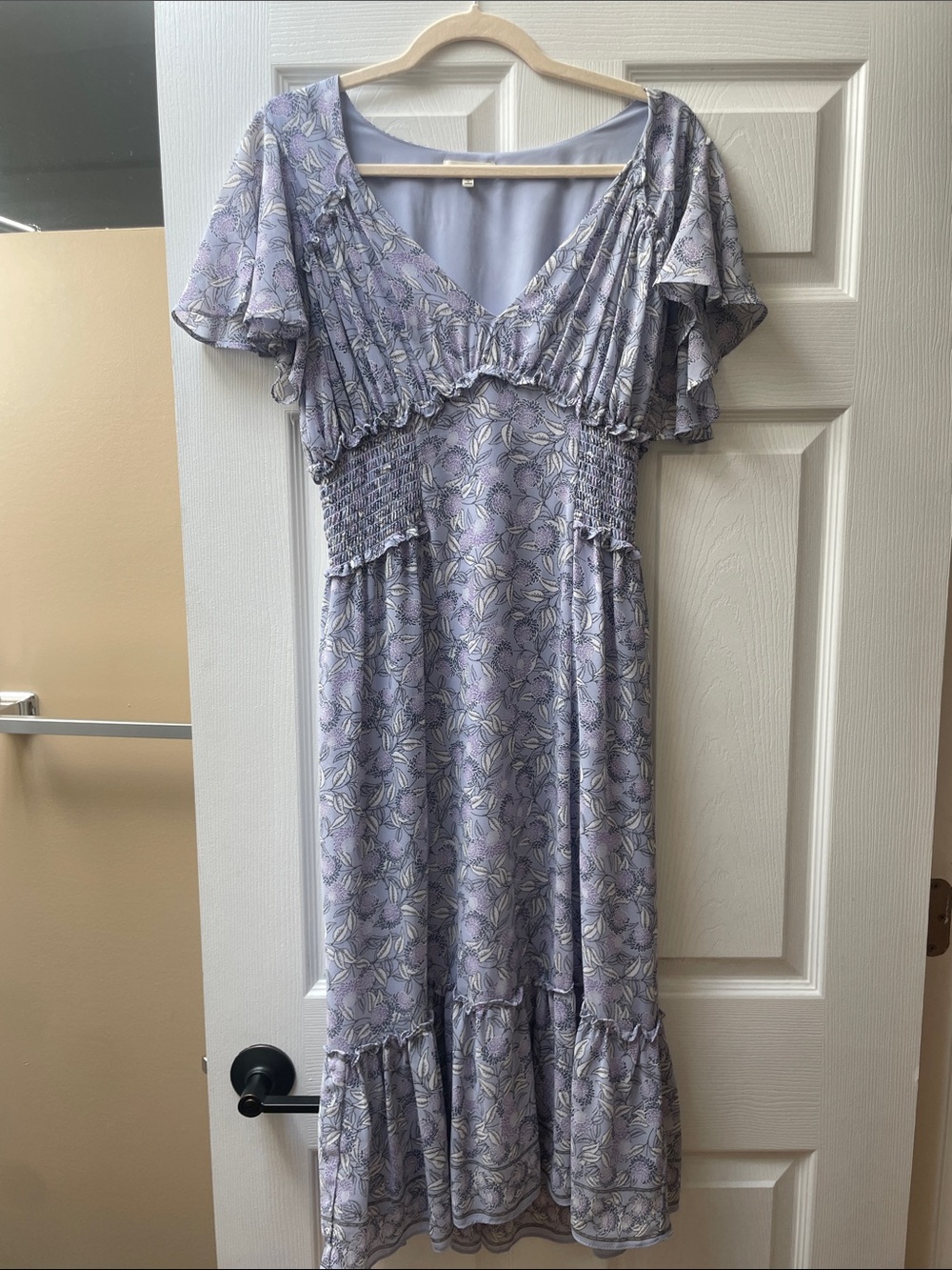 Light Lavender Floral V-Neck Midi Dress